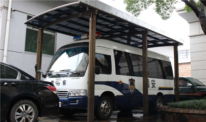 你知道汽車(chē)停車(chē)棚一般高度是多少嗎？
