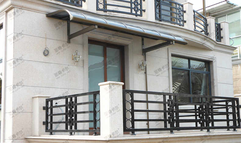 用聚碳酸酯板來搭建窗棚、有哪些好處？——至尊卡爾