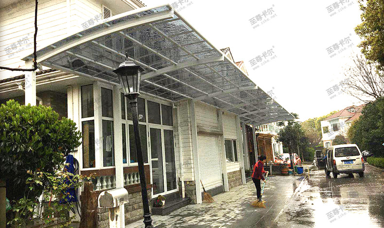 用車棚材料規格搭建的別墅門口雨棚圖片案例，效果超級棒