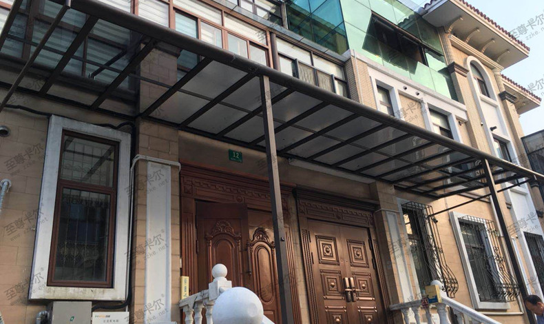 耐力板雨棚使用壽命多長？-耐力板雨棚使用壽命詳解